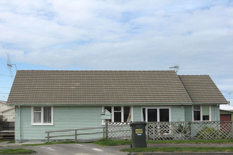 Photo of property in 44 Ruapehu Street, Castlecliff, Whanganui, 4501