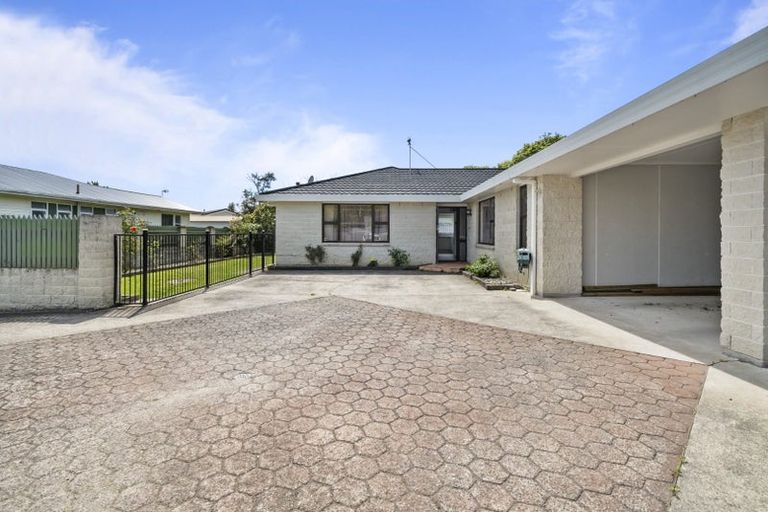 Photo of property in 100 Monrad Street, Highbury, Palmerston North, 4412