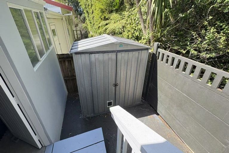 Photo of property in 1/45 Mcdowell Crescent, Hillcrest, Auckland, 0627