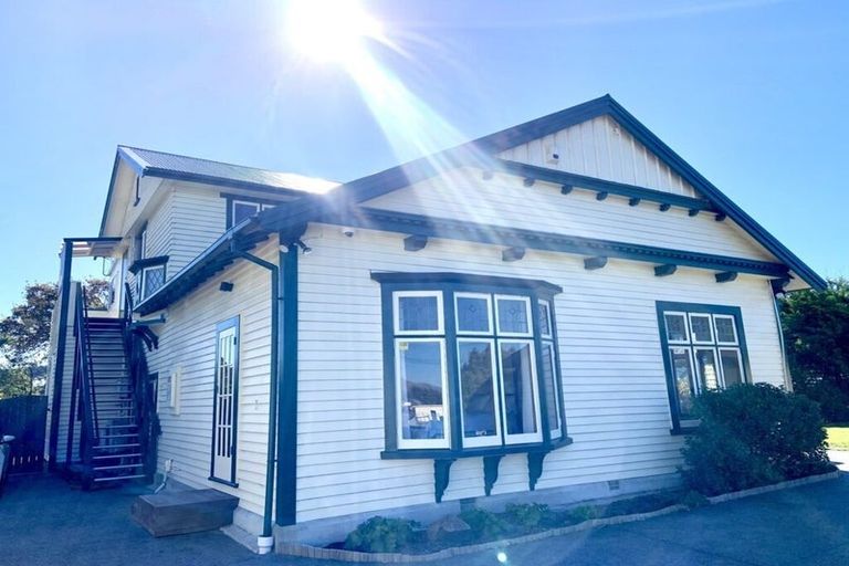 Photo of property in 100 Hawke Street, New Brighton, Christchurch, 8083