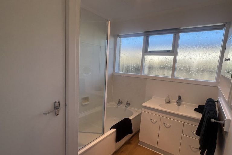 Photo of property in 114a Hillcrest Road, Raumati Beach, Paraparaumu, 5032