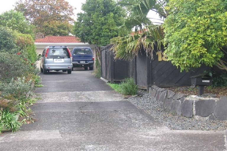 Photo of property in 18 Imatra Place, Sunnyhills, Auckland, 2010