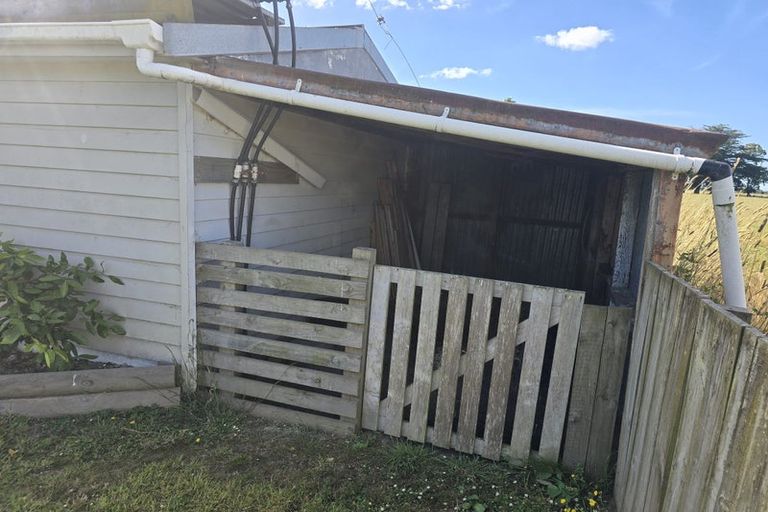 Photo of property in 100 Pipiroa Road, Ngatea, 3503