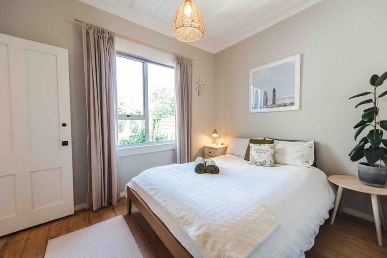 Photo of property in 46 Frankley Road, Westown, New Plymouth, 4310