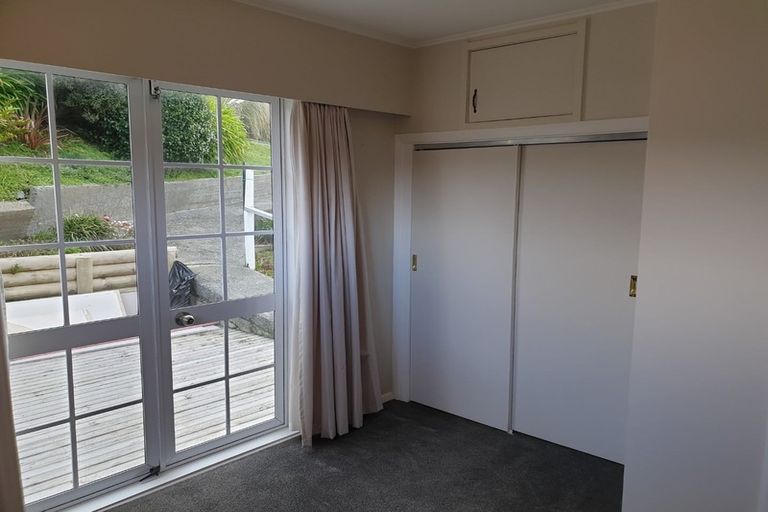 Photo of property in 16 Dominion Park Street, Johnsonville, Wellington, 6037