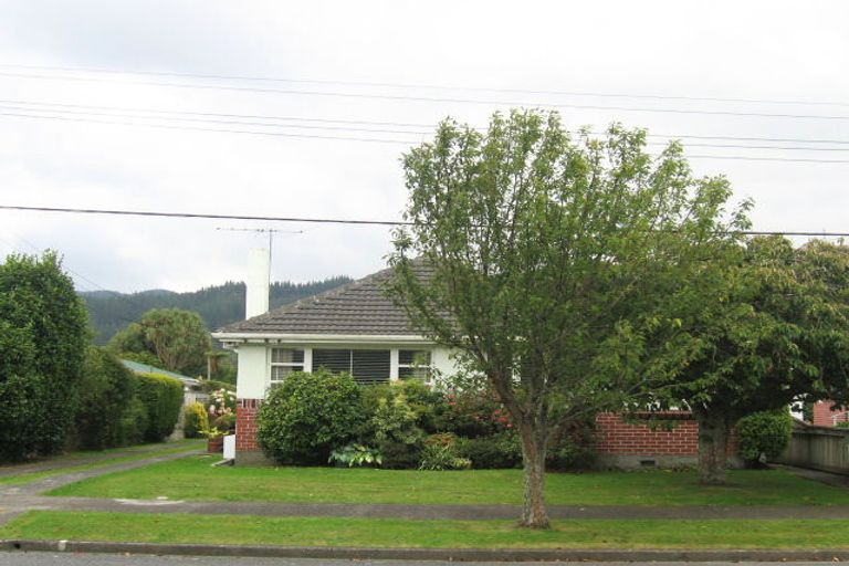 Photo of property in 89 Fraser Crescent, Elderslea, Upper Hutt, 5018