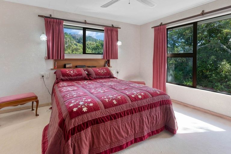 Photo of property in 65 Kamahi Street, Stokes Valley, Lower Hutt, 5019