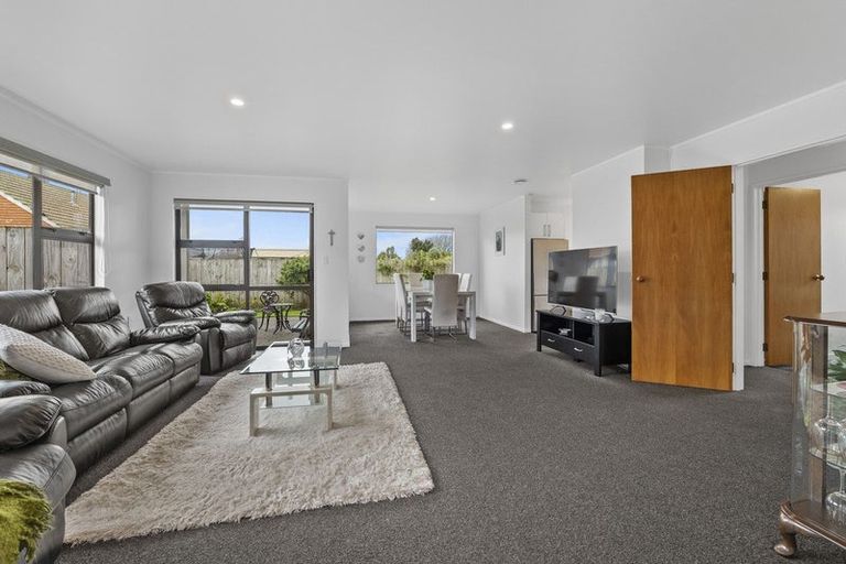 Photo of property in 26b Dixon Avenue, Hawera, 4610