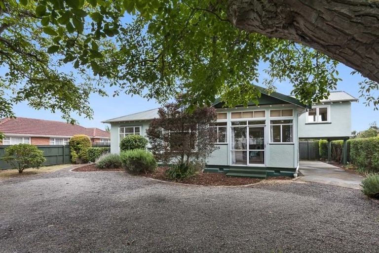 Photo of property in 74 Main South Road, Sockburn, Christchurch, 8042