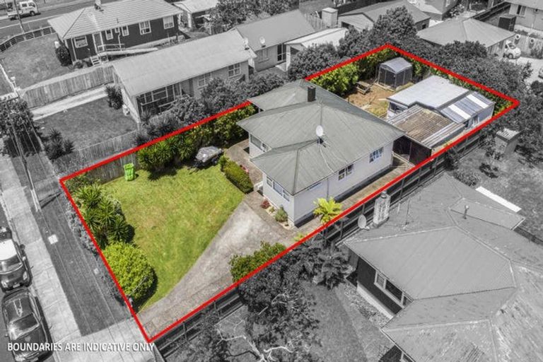 Photo of property in 33 Claymore Street, Manurewa, Auckland, 2102