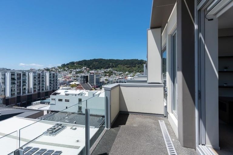 Photo of property in Trinity Apartments, 801/19 College Street, Te Aro, Wellington, 6011
