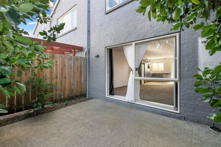 Photo of property in 7/18 Alicante Avenue, Hillpark, Auckland, 2102