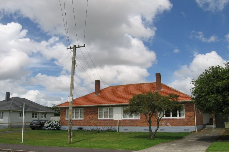 Photo of property in 6 Saxon Street, Waterview, Auckland, 1026