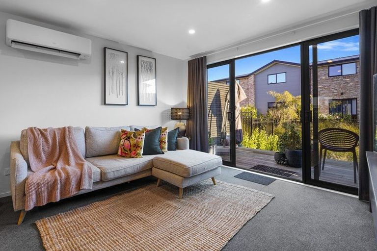 Photo of property in 2/37 Webb Street, St Albans, Christchurch, 8014