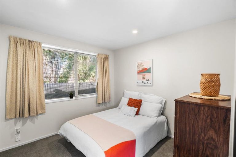 Photo of property in 30d Withells Road, Avonhead, Christchurch, 8042