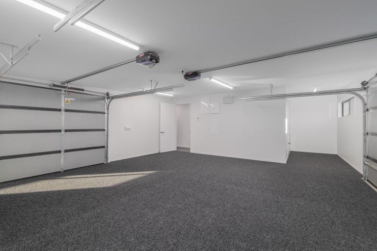 Photo of property in 2 Quarters Place, Halswell, Christchurch, 8025