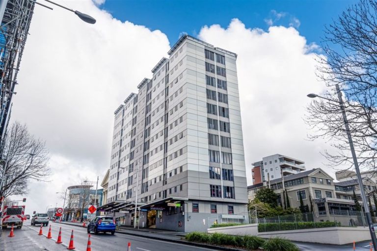 Photo of property in Kiwi On Queen Apartments, 604/421 Queen Street, Auckland Central, Auckland, 1010