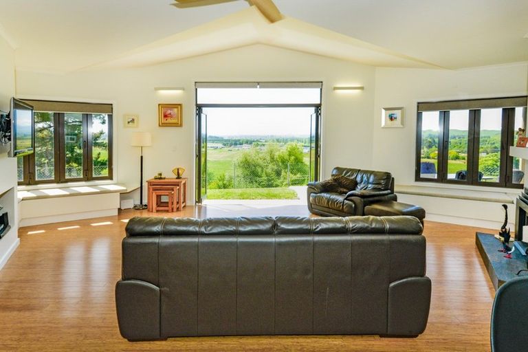 Photo of property in 15 Whakapirau Road, Maraekakaho, Hastings, 4174