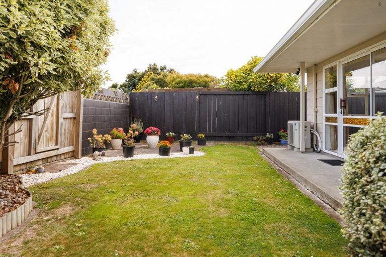 Photo of property in 12a Cecil Place, Cloverlea, Palmerston North, 4412