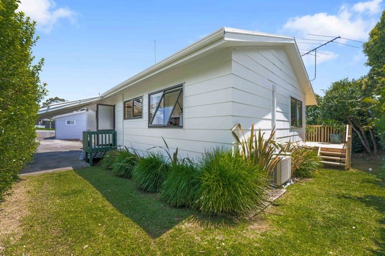 Photo of property in 1/57 Seaview Road, Glenfield, Auckland, 0629
