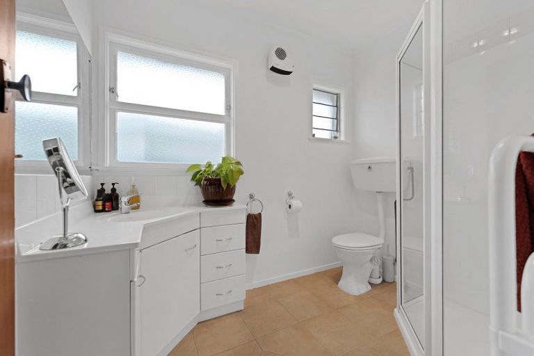 Photo of property in 2/39 Aramoana Avenue, Devonport, Auckland, 0624