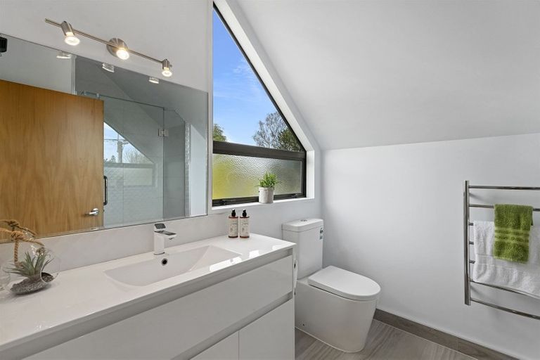 Photo of property in 153 Clyde Road, Burnside, Christchurch, 8053