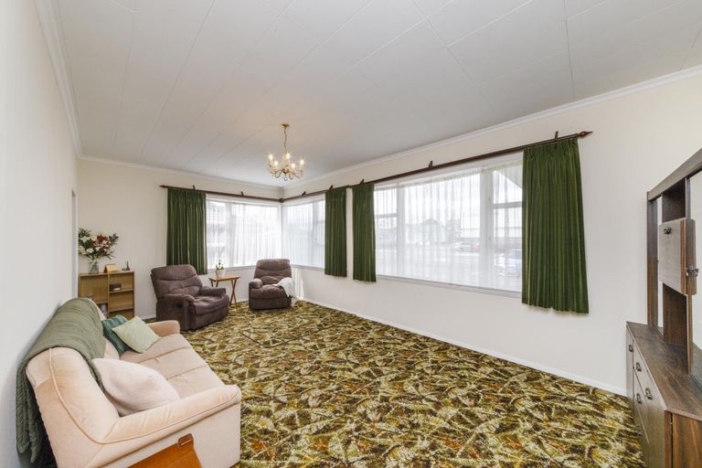 Photo of property in 2 Pastoral Lane, Hokowhitu, Palmerston North, 4410