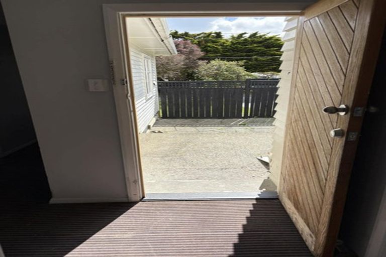Photo of property in 100 Frederick Street, Wainuiomata, Lower Hutt, 5014
