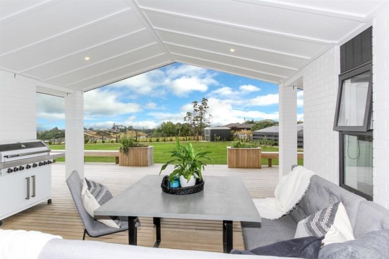 Photo of property in 482c Carrington Road, Hurworth, New Plymouth, 4371