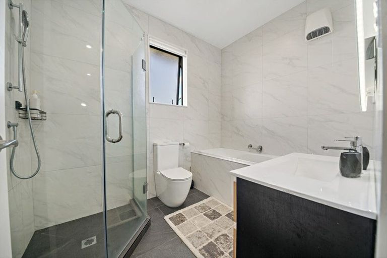 Photo of property in 18 Laurelwood Avenue, Pukekohe, 2120