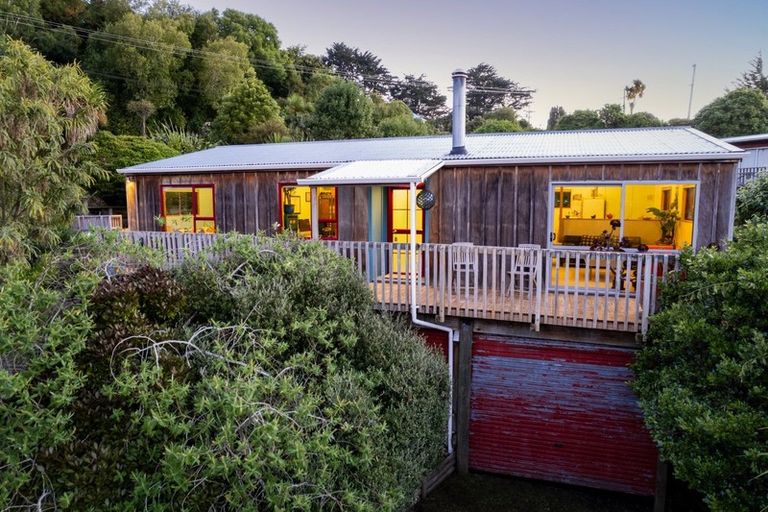 Photo of property in 39 Harington Point Road, Portobello, Dunedin, 9014