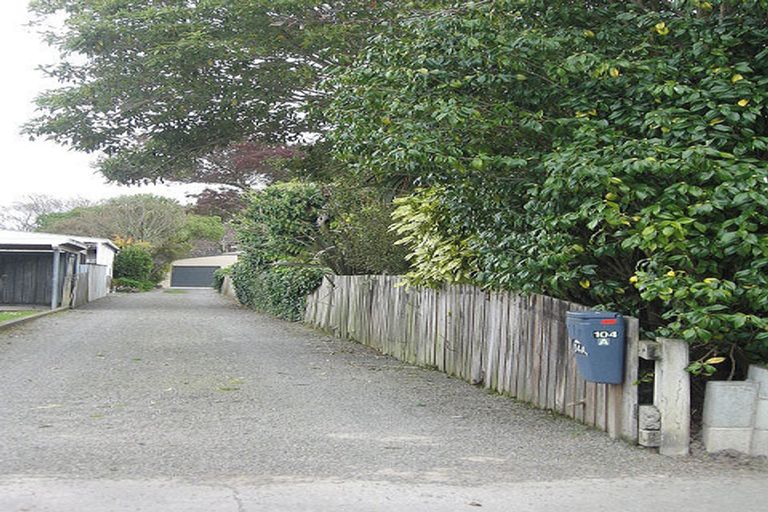 Photo of property in 104a Linton Street, West End, Palmerston North, 4410