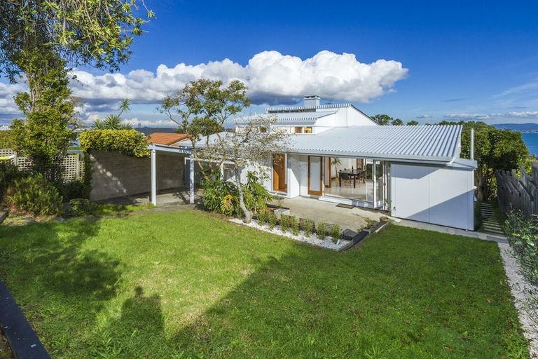 Photo of property in 16 Tizard Road, Birkenhead, Auckland, 0626