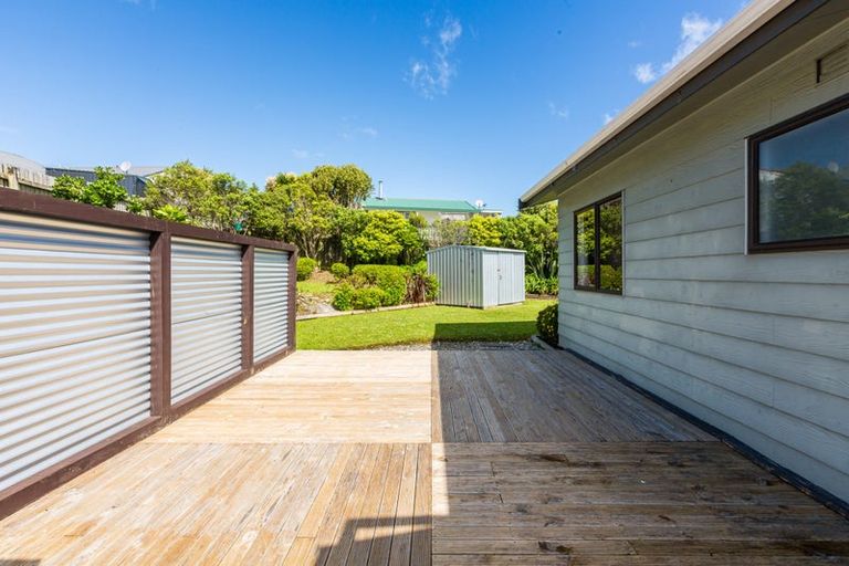 Photo of property in 21 Doncaster Terrace, Ascot Park, Porirua, 5024