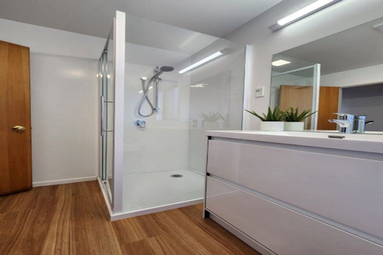 Photo of property in 51 Munro Street, Redwood, Christchurch, 8051