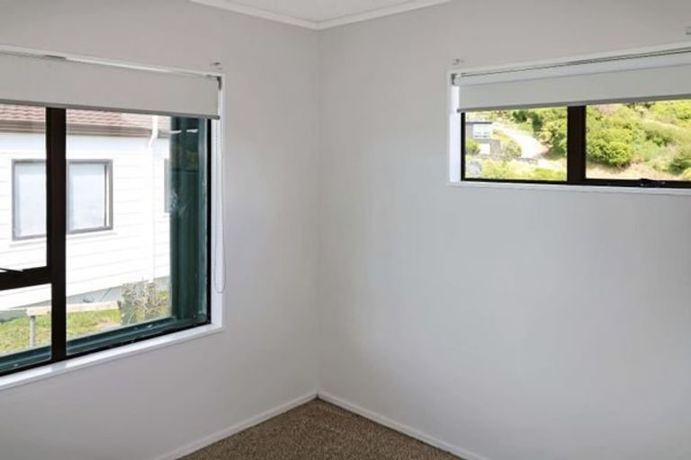 Photo of property in 16a Jasmine Grove, Maungaraki, Lower Hutt, 5010