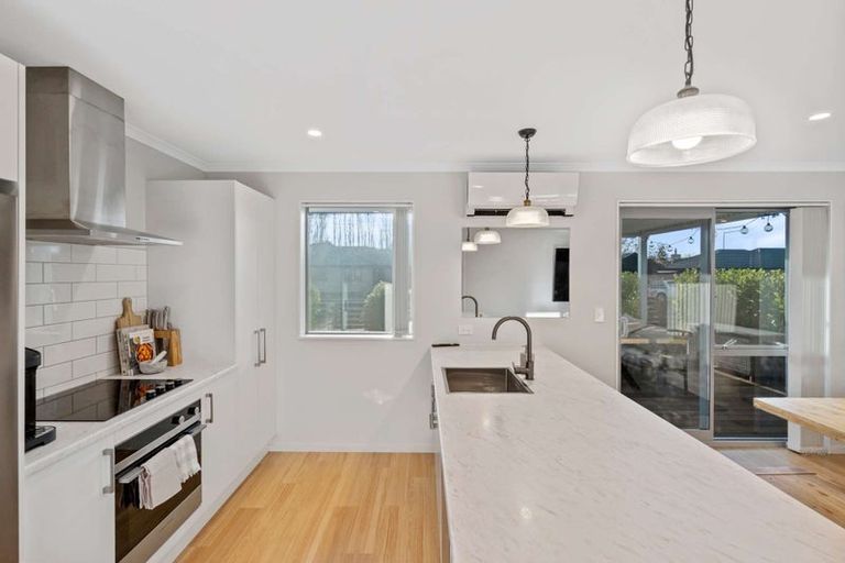 Photo of property in 2 Arabella Crescent, Yaldhurst, Christchurch, 8042