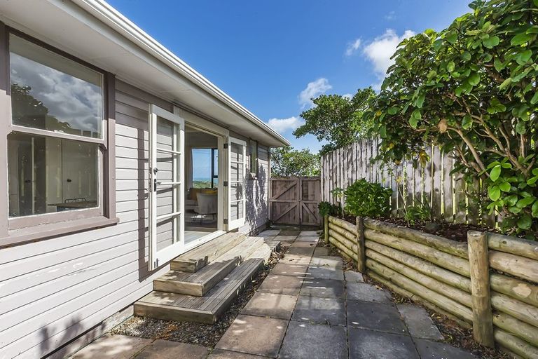 Photo of property in 20 Matatiro Street, Titahi Bay, Porirua, 5022