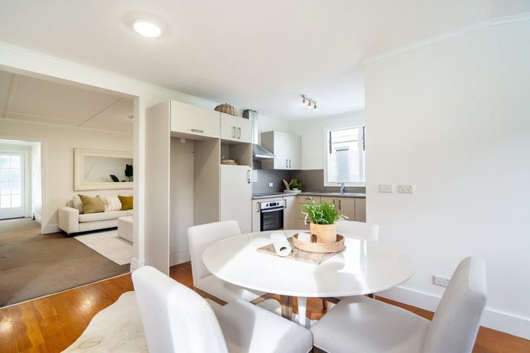 Photo of property in 17 Anne Street, Devonport, Auckland, 0624