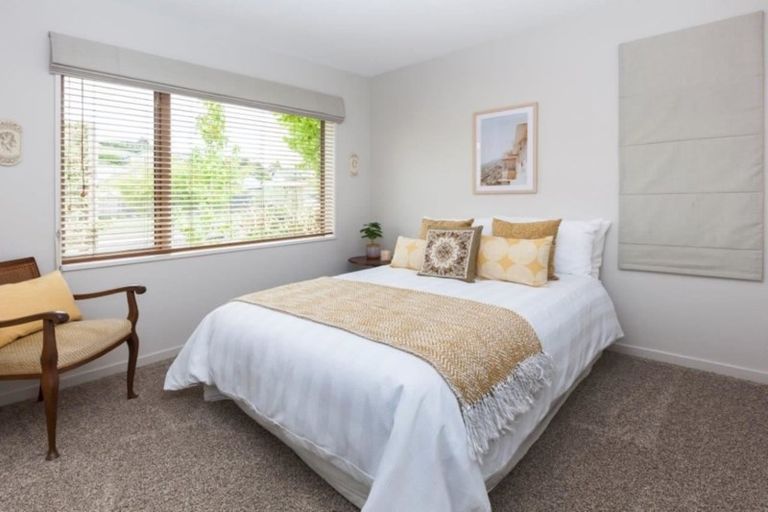 Photo of property in 23 Holbrook Way, Westmorland, Christchurch, 8025