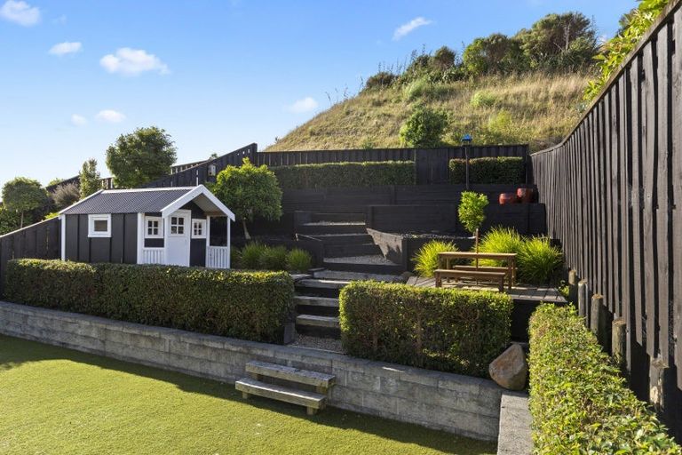 Photo of property in 22 Knoll Rise, Pukekohe, 2120