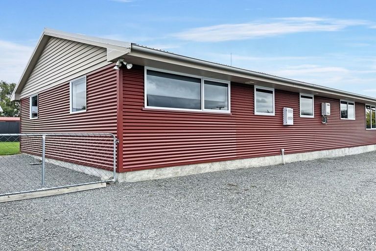 Photo of property in 2 Totara Drive, Twizel, 7901