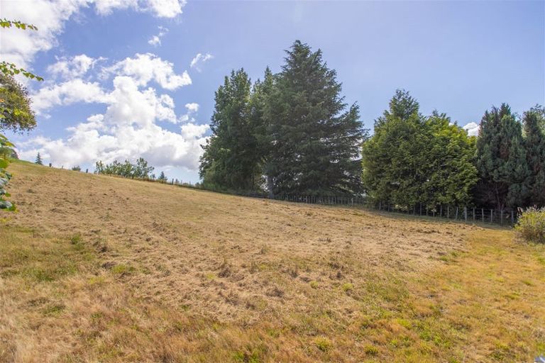 Photo of property in 14 Ewing Grove, Acacia Bay, Taupo, 3330