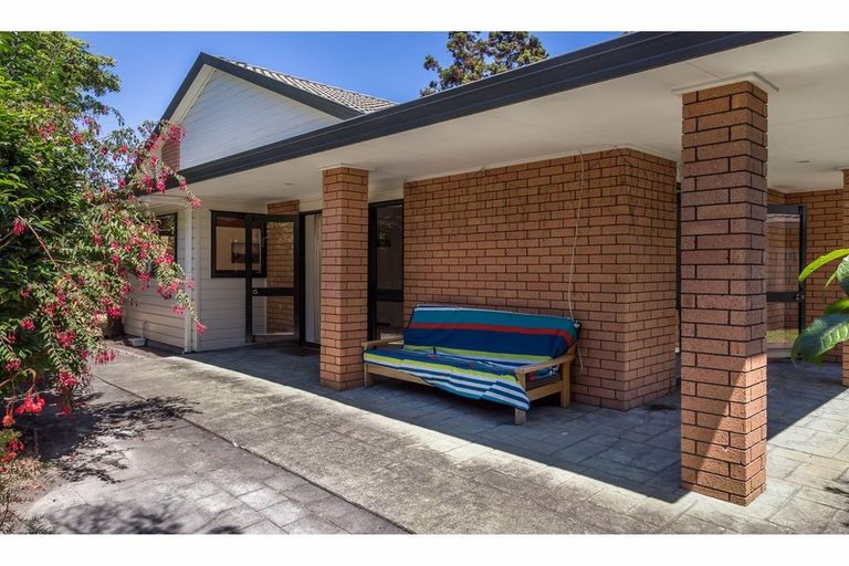 Photo of property in 35 Motutapu Avenue, Manly, Whangaparaoa, 0930