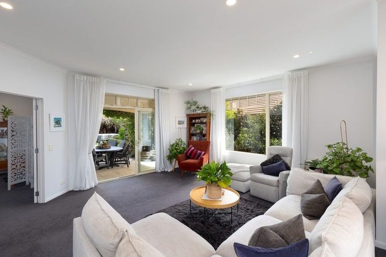 Photo of property in 2 Aratia Way, Richmond, 7020