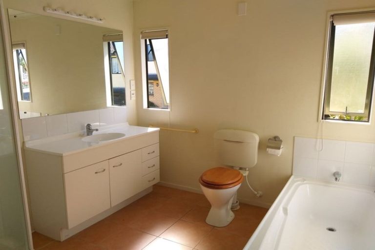 Photo of property in 26/2 Arawa Street, New Lynn, Auckland, 0600