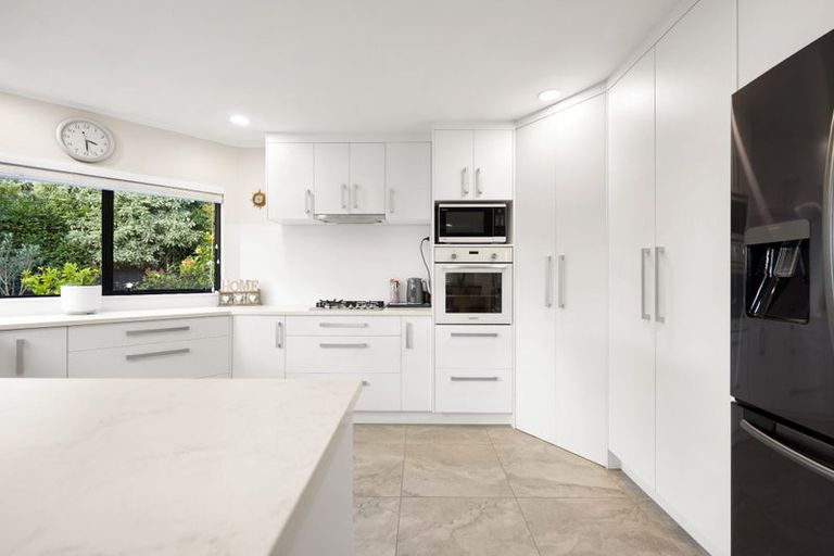 Photo of property in 25 Dallinger Street, St Andrews, Hamilton, 3200