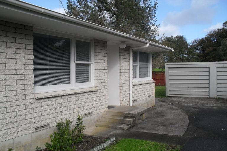 Photo of property in 2/45 Eddowes Street, Manurewa, Auckland, 2102