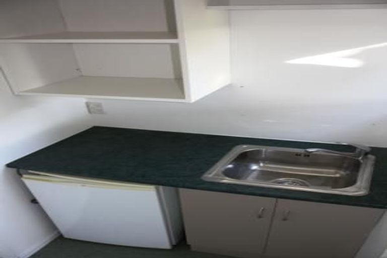 Photo of property in 22 Lastel Place, Shelly Park, Auckland, 2014