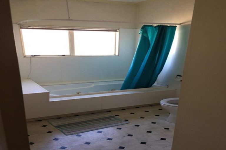 Photo of property in 4a Macdonald Crescent, Te Aro, Wellington, 6011